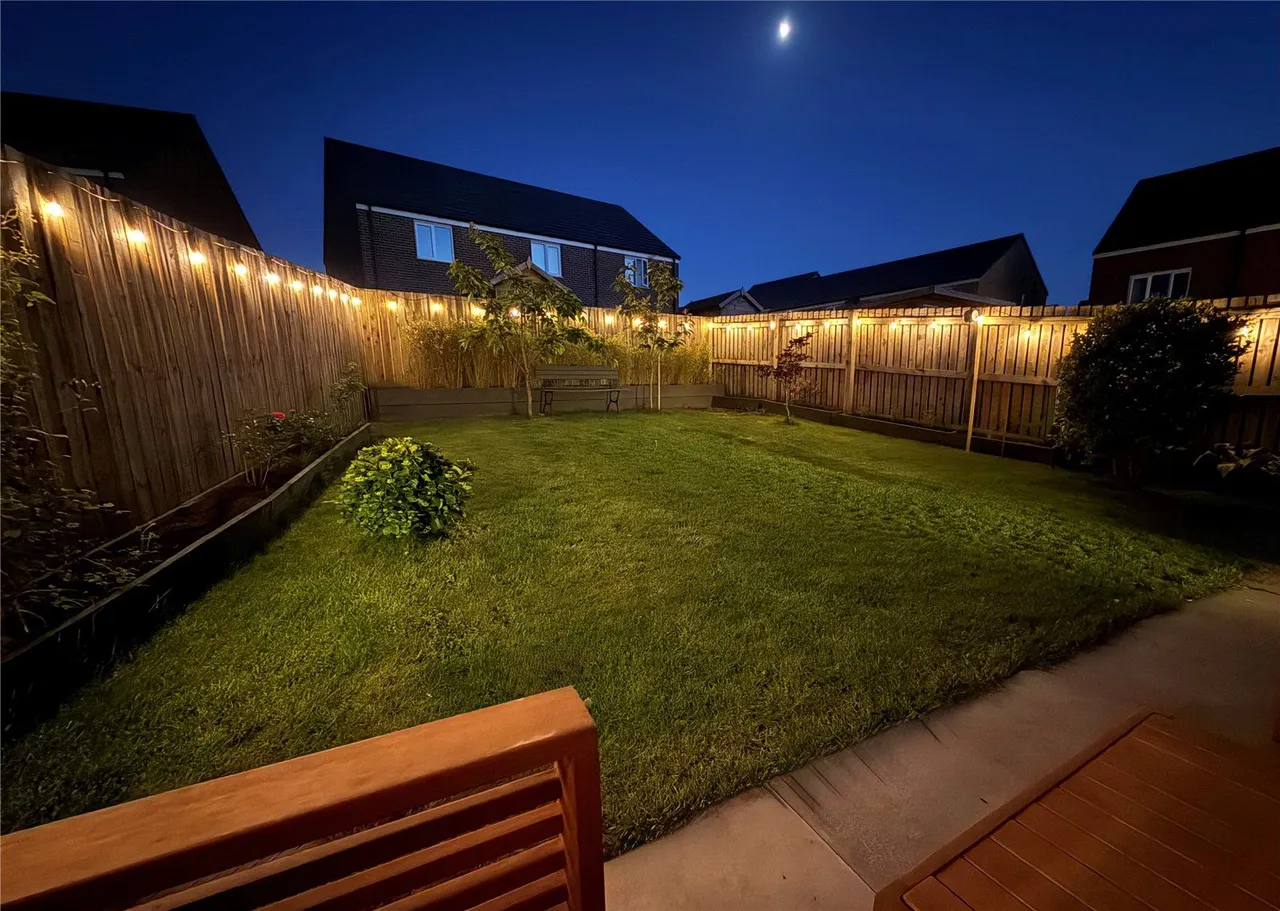 Averill Way, Micklefield, LS25, photo 10