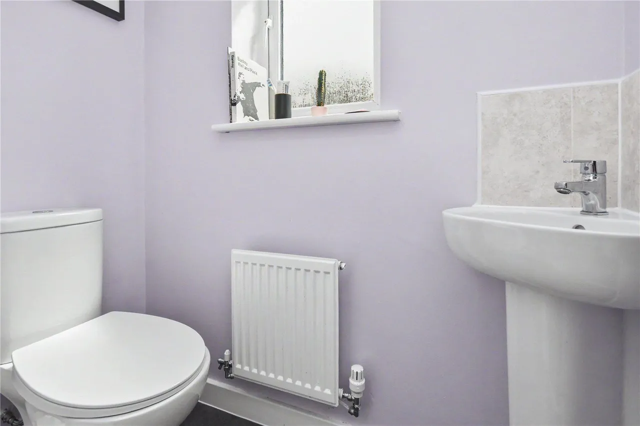 Averill Way, Micklefield, LS25, photo 17