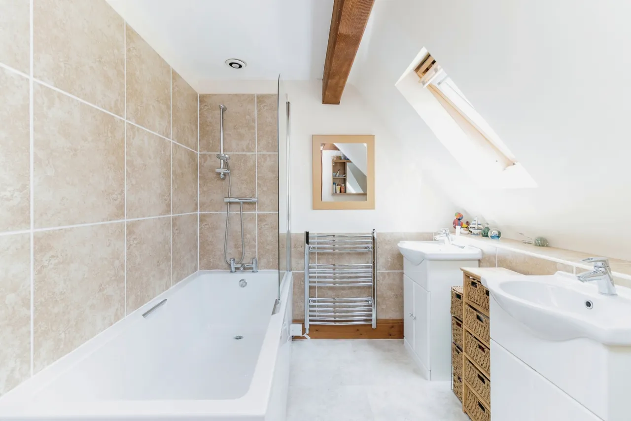 Chardstock, Axminster, EX13, photo 16