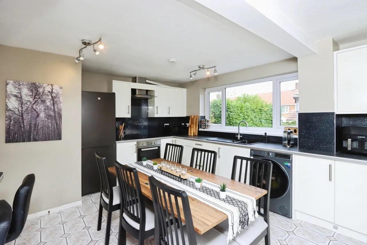 Shakespeare Drive, Dinnington, Sheffield, South Yorkshire, S25, photo 5