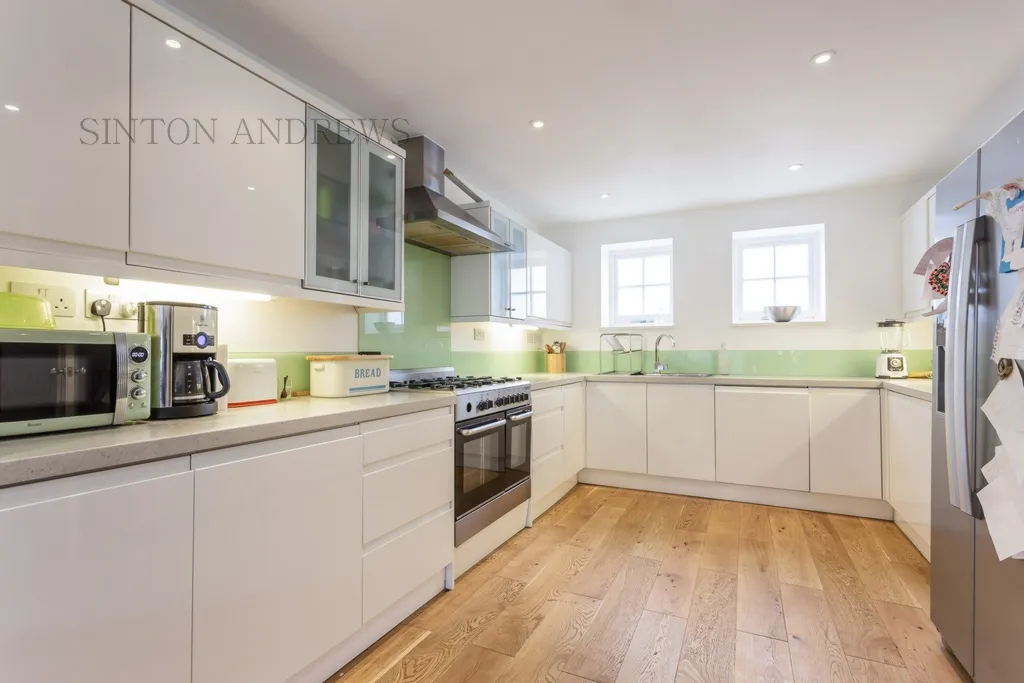Madeley Road, Ealing, photo 4