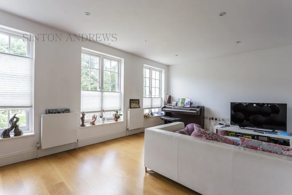 Madeley Road, Ealing, photo 10