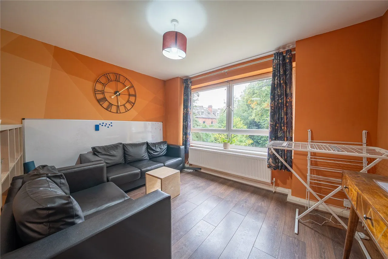 Grosvenor Park Gardens, Leeds, LS6, photo 4