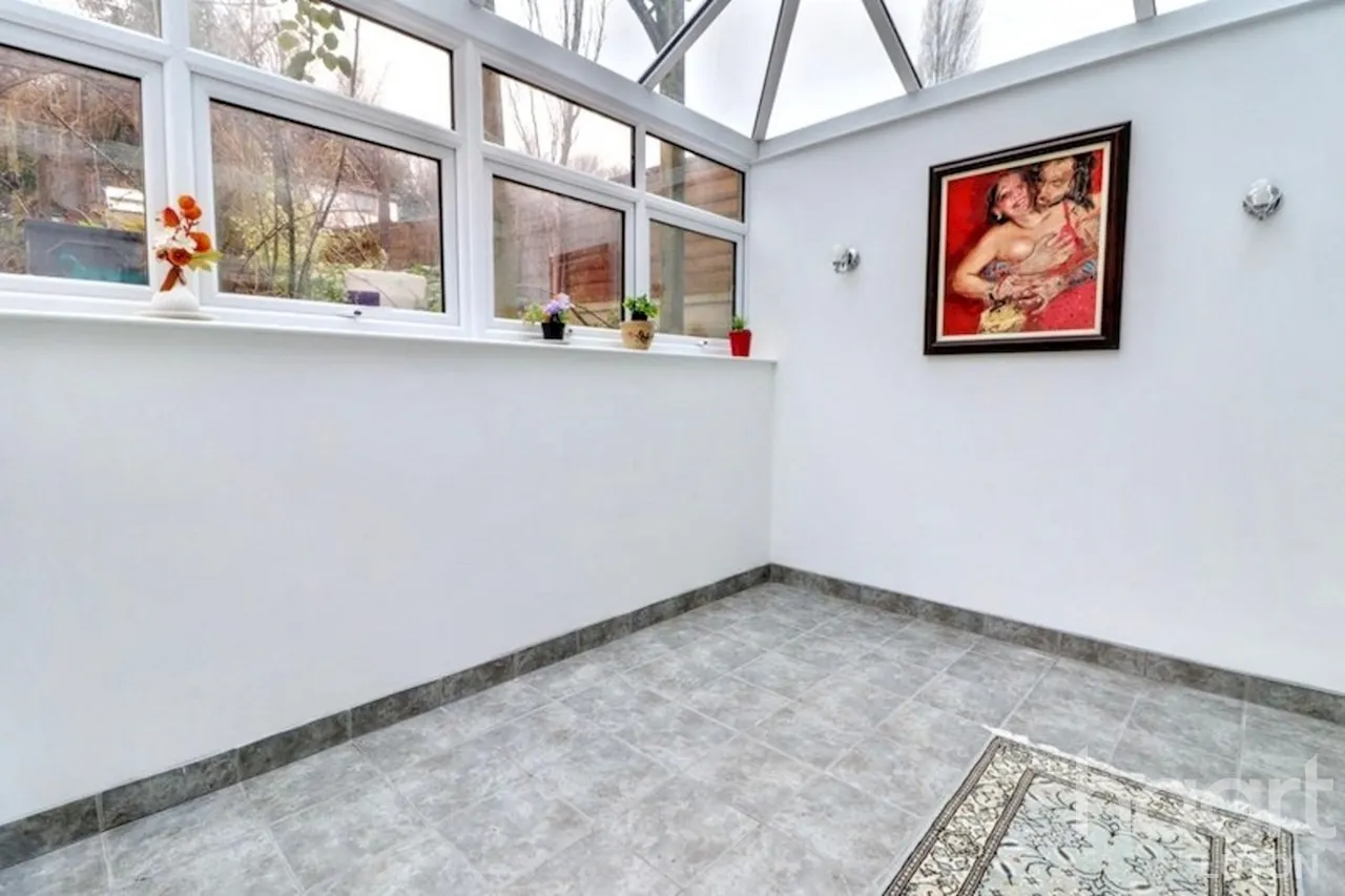 Cutenhoe Road, Luton, LU1, photo 21
