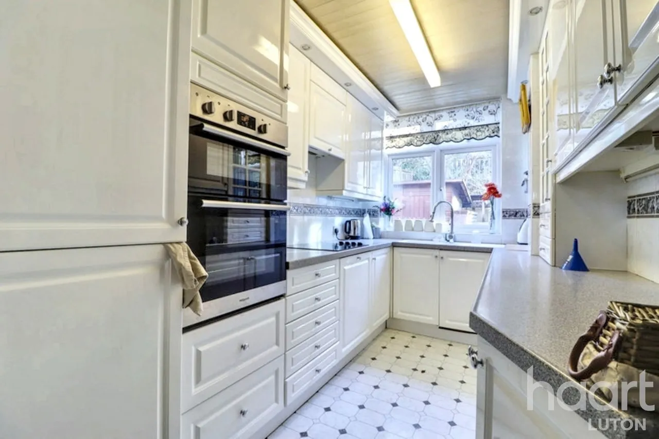 Cutenhoe Road, Luton, LU1, photo 5