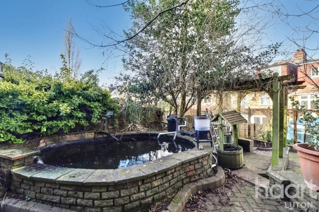 Cutenhoe Road, Luton, LU1, photo 25