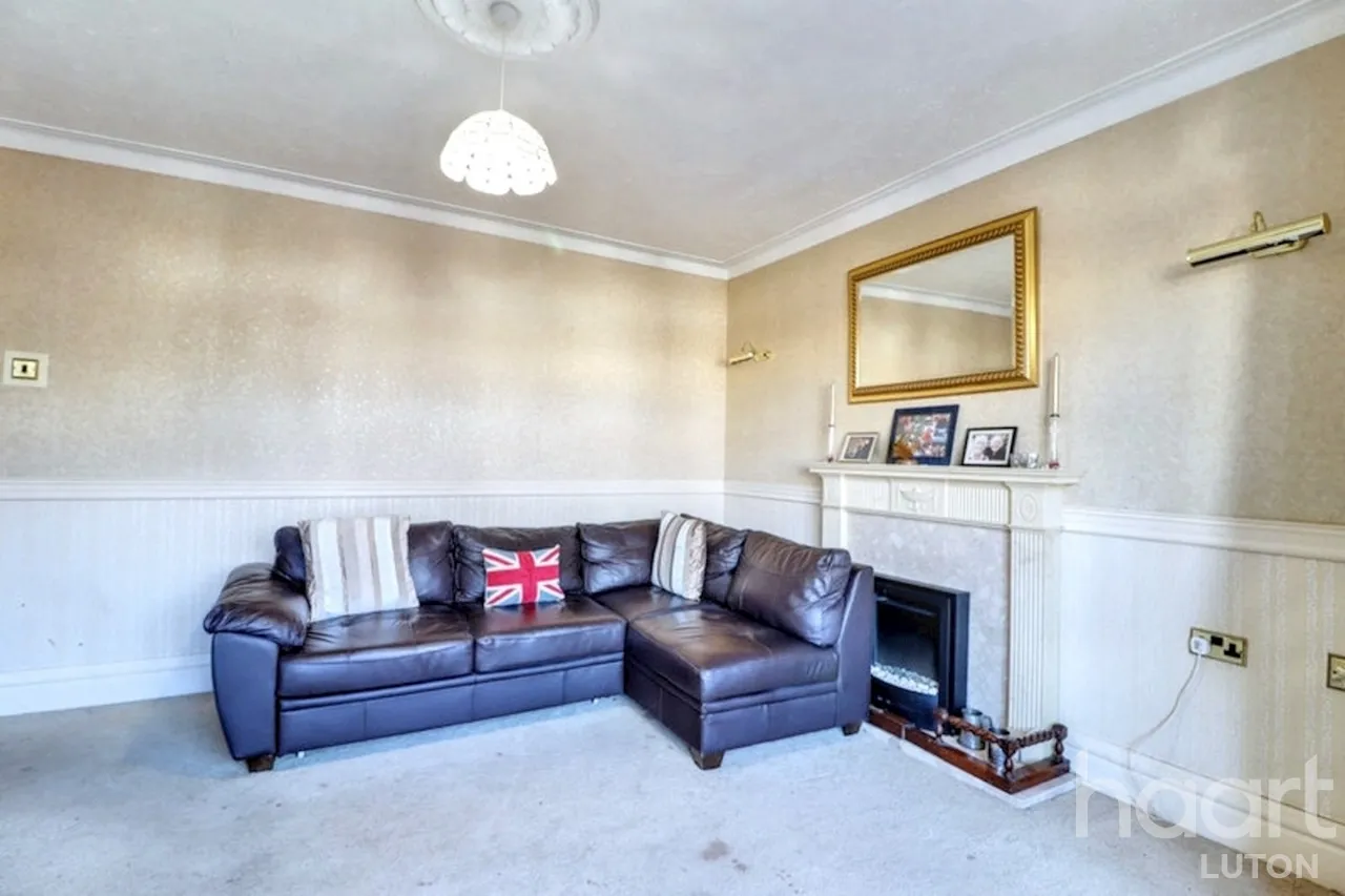 Cutenhoe Road, Luton, LU1, photo 4