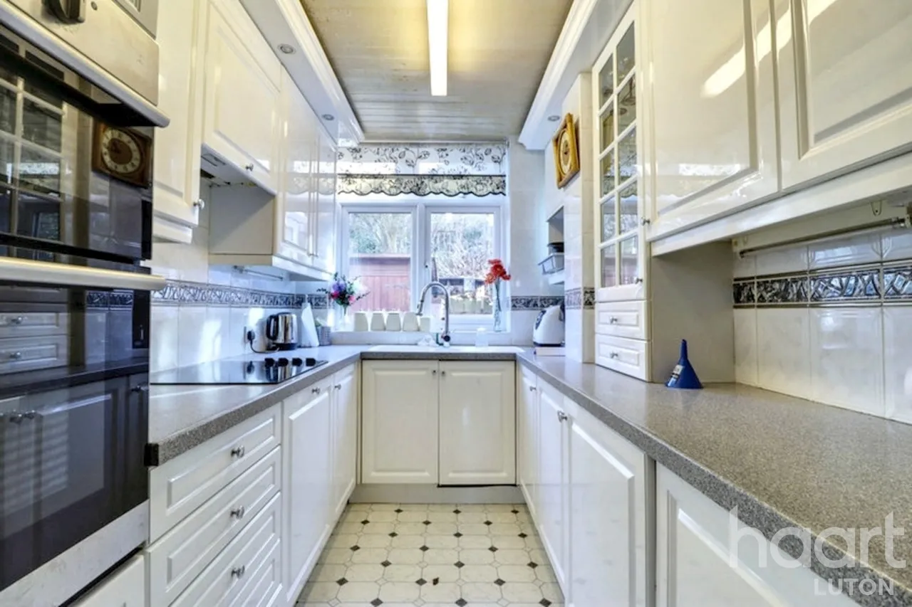 Cutenhoe Road, Luton, LU1, photo 6