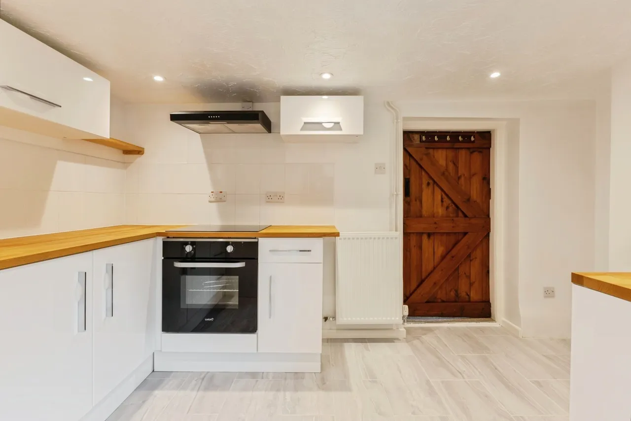 Melton Road, Wymondham, Norfolk, NR18, photo 4