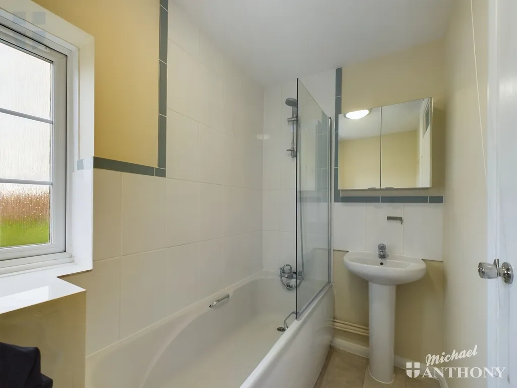 Webster Road, Aylesbury, HP21 7FL, photo 5