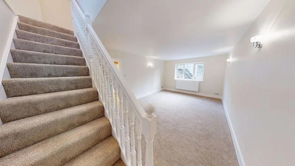 Priory Court, Much Wenlock, Shropshire TF13 6RA, photo 5