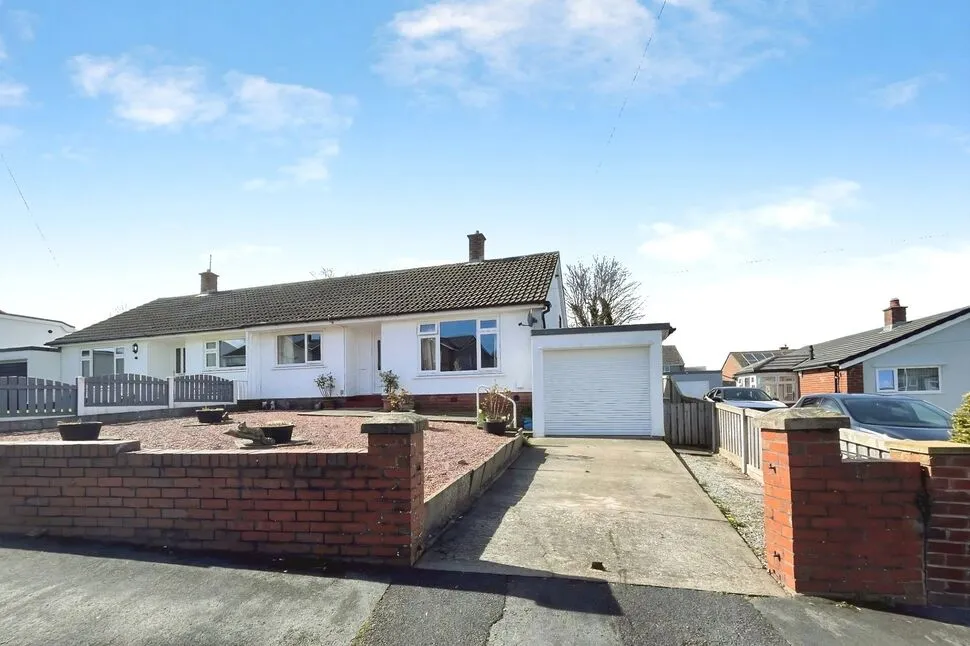 2 bed house to rent — Mount Pleasant Gardens, Wigton, Cumbria, CA7