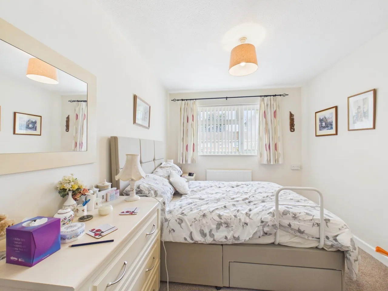 Wellington Crescent, Baughurst, RG26, photo 6
