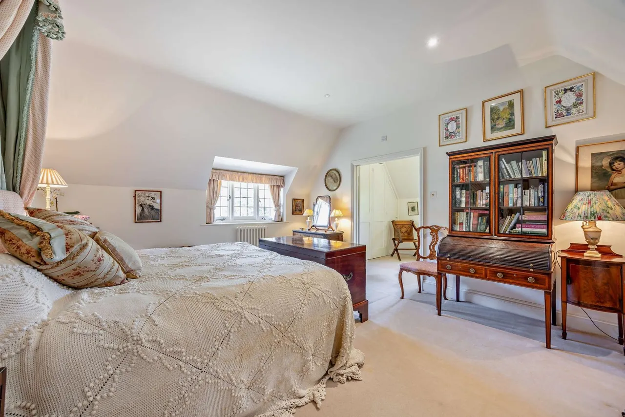 Elmdown, Ramsbury, Marlborough, Wiltshire, SN8 2HL, photo 12