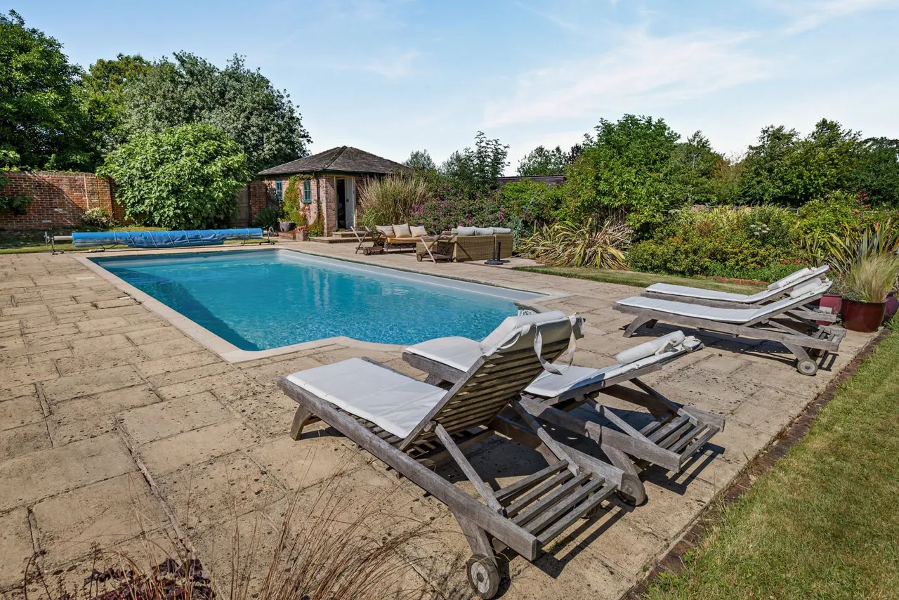 Elmdown, Ramsbury, Marlborough, Wiltshire, SN8 2HL, photo 7