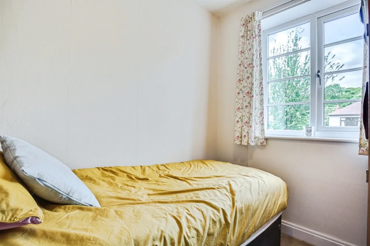 Eden Avenue, Wakefield, photo 11