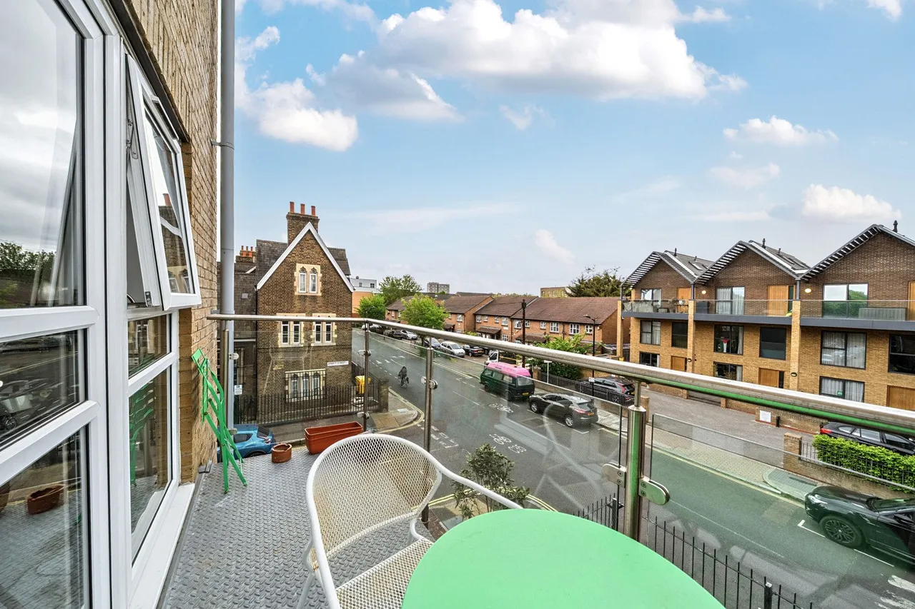 Carisbrooke Gardens, SE15, photo 5