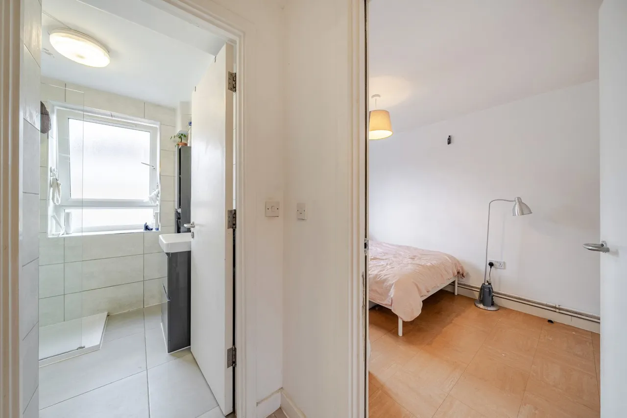 Carisbrooke Gardens, SE15, photo 12