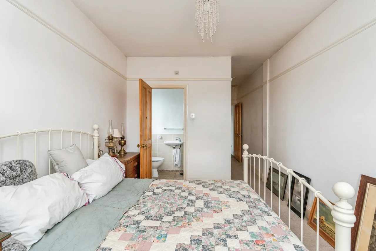 Downs Park Avenue, Totton, SO40, photo 13