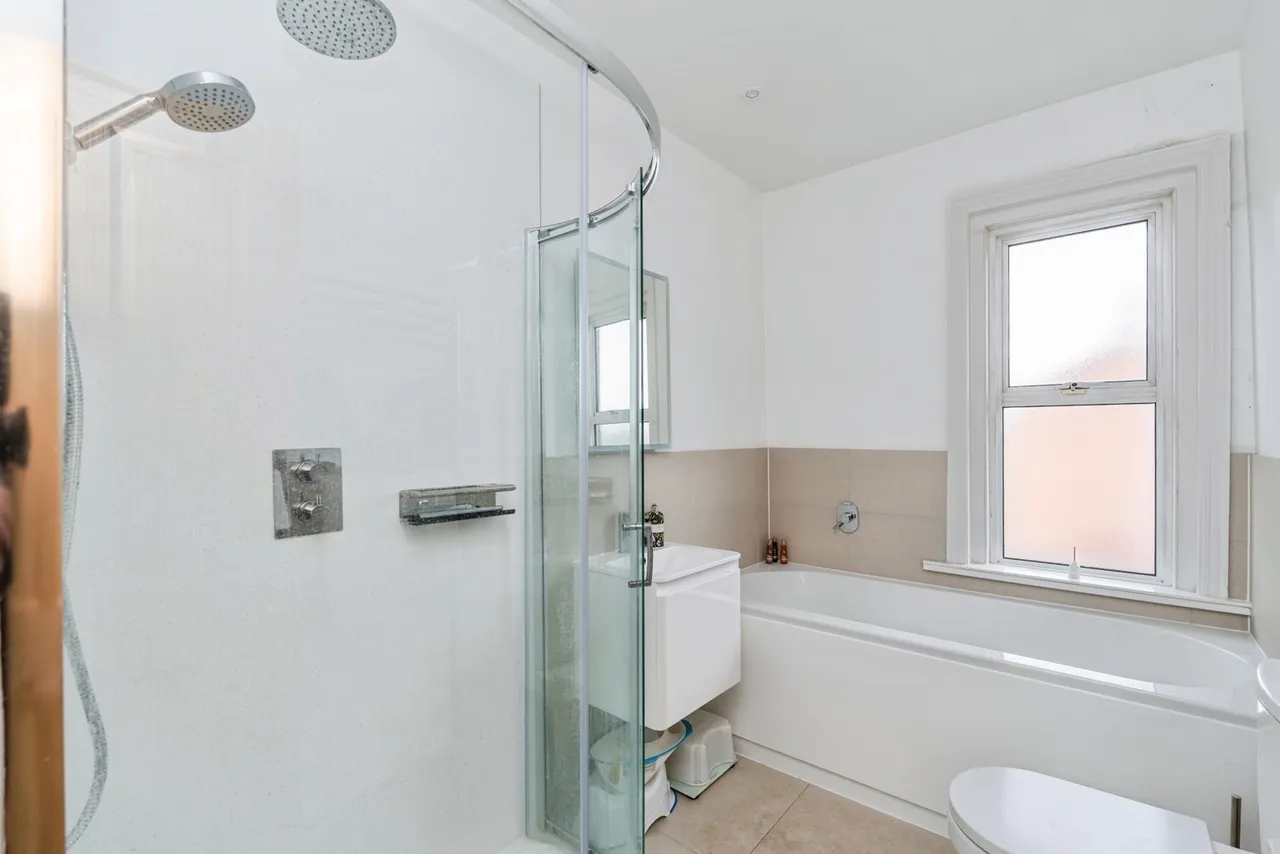 Downs Park Avenue, Totton, SO40, photo 5