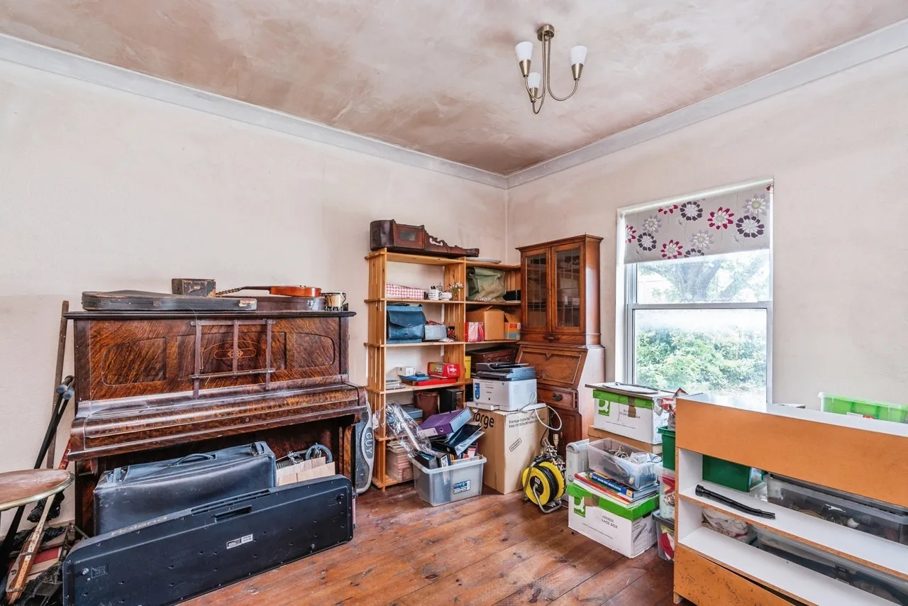 Downs Park Avenue, Totton, SO40, photo 8