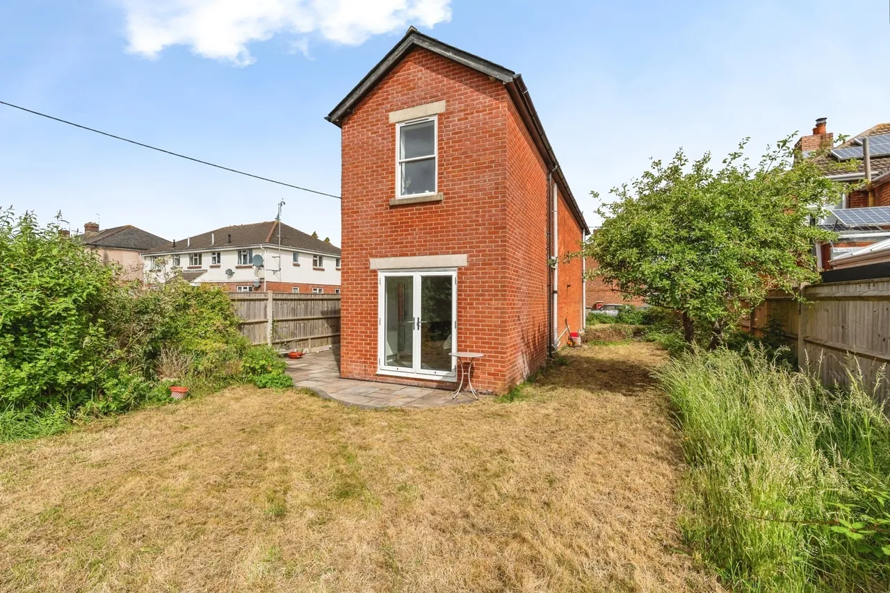 Downs Park Avenue, Totton, SO40, photo 17