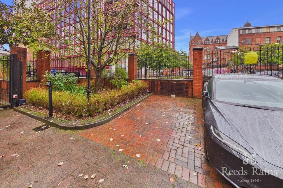 Whitworth Street West, Manchester, M1, photo 9