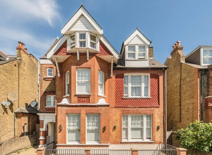 1 bed flat for sale — Madeley Road, Ealing, W5