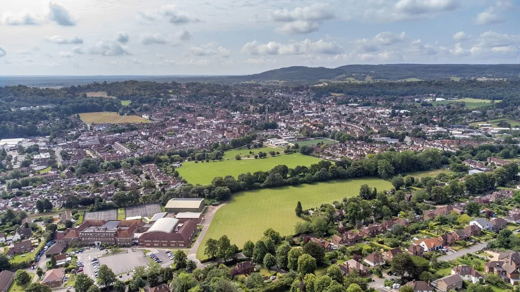 South Street, Dorking, RH4, photo 7