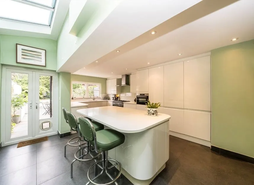 Tasman Road, Clapham North, SW9, photo 2
