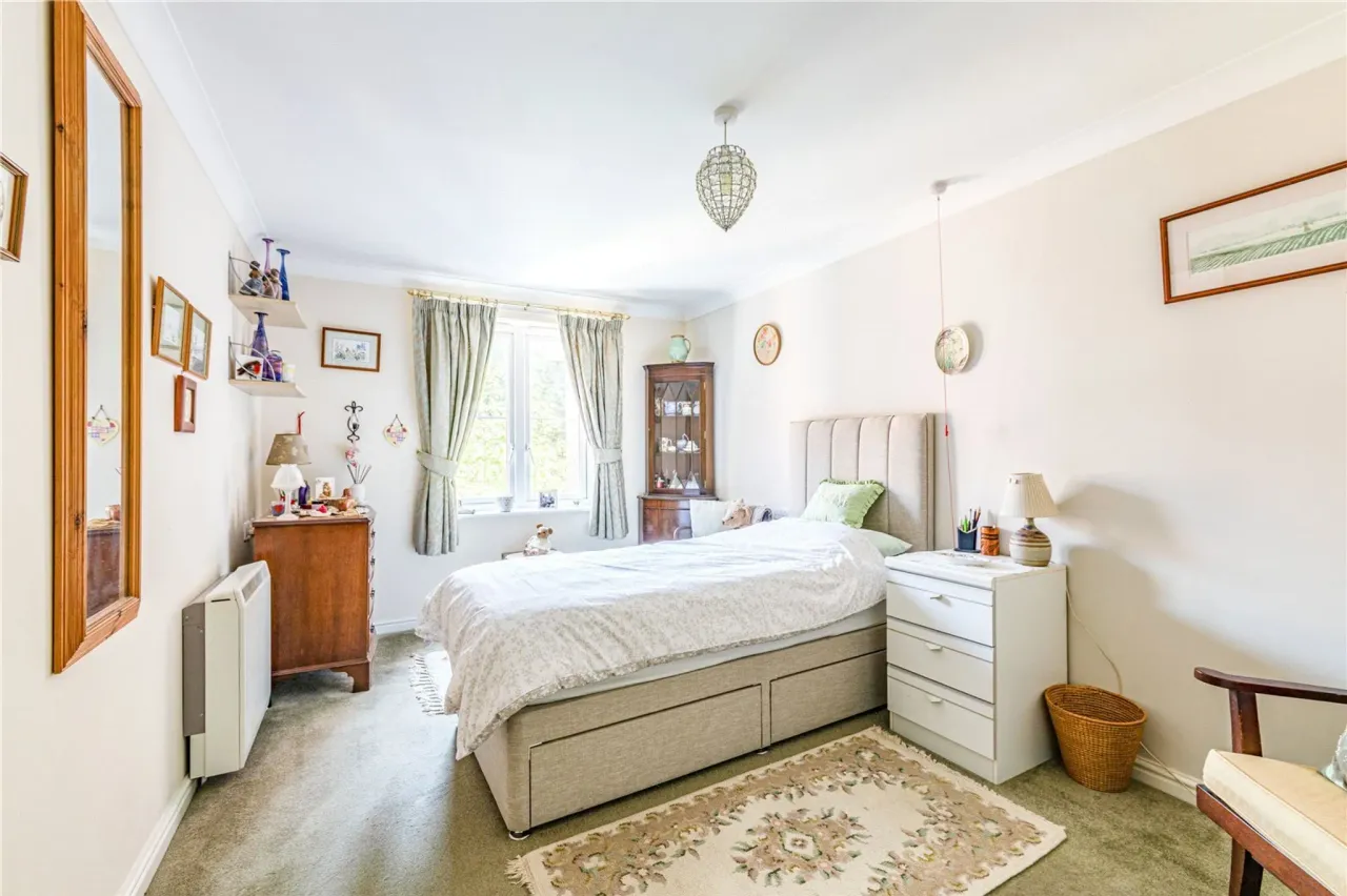 Oyster Lane, Byfleet, West Byfleet, S..., photo 6