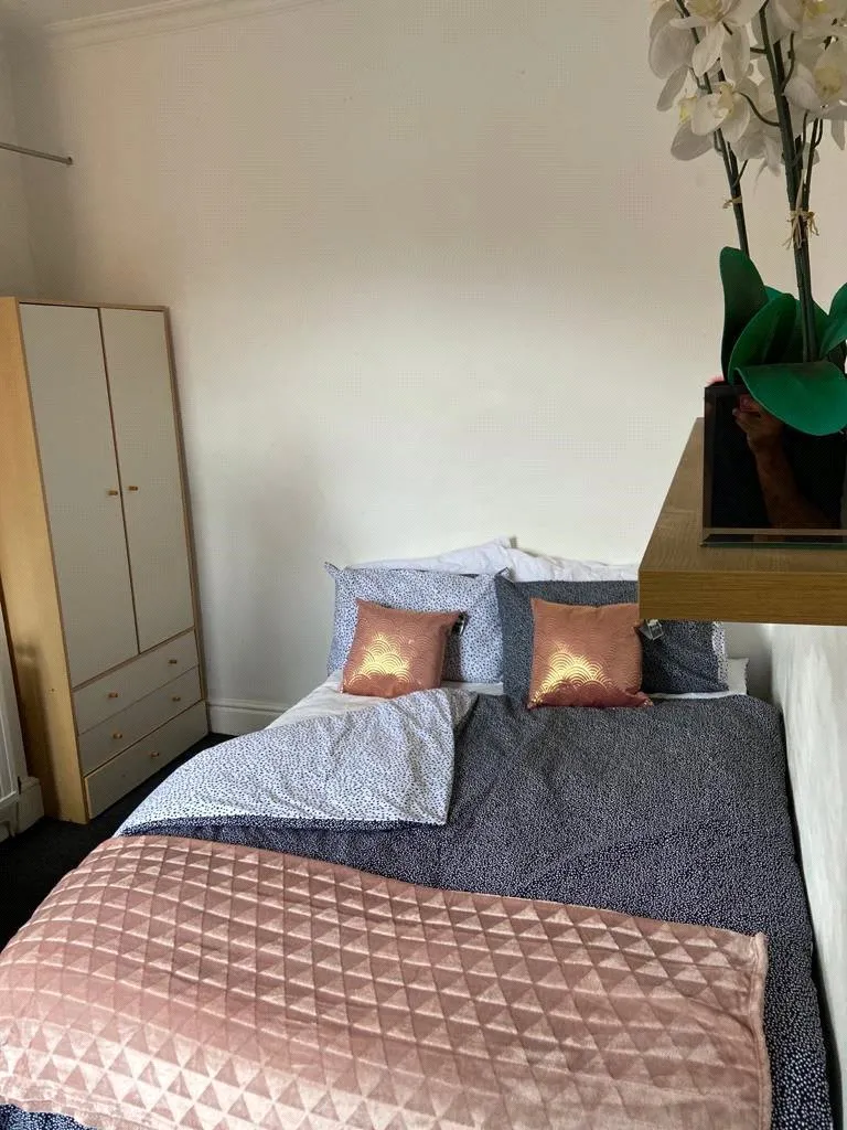 Ladybarn Lane, Fallowfield, M14, photo 7