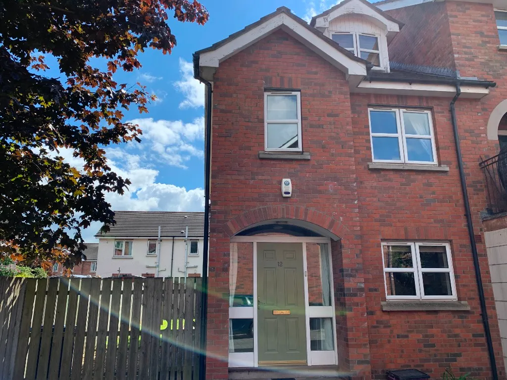 4 bed house to rent, Ardenlee Park, Belfast, BT6