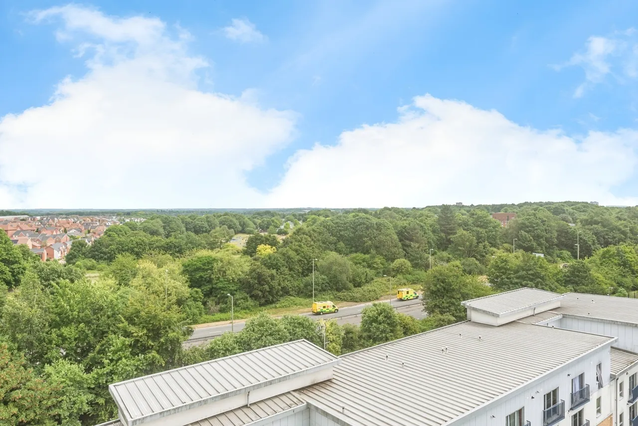 Priestley Road, Basingstoke, RG24, photo 6