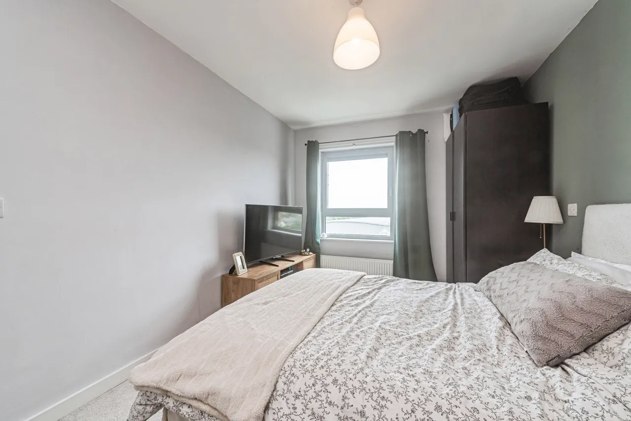 Priestley Road, Basingstoke, RG24, photo 3