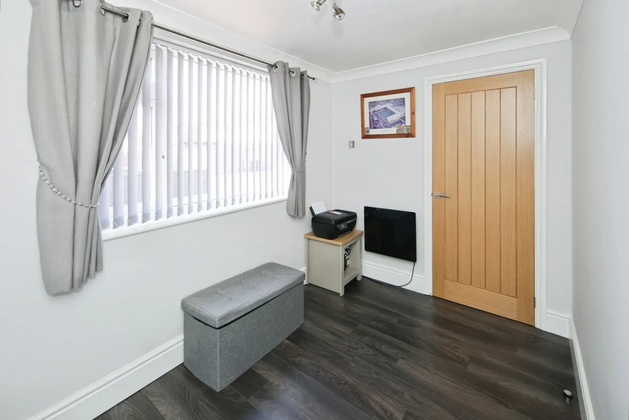 Eden Grove, Birmingham, West Midlands, B37, photo 9