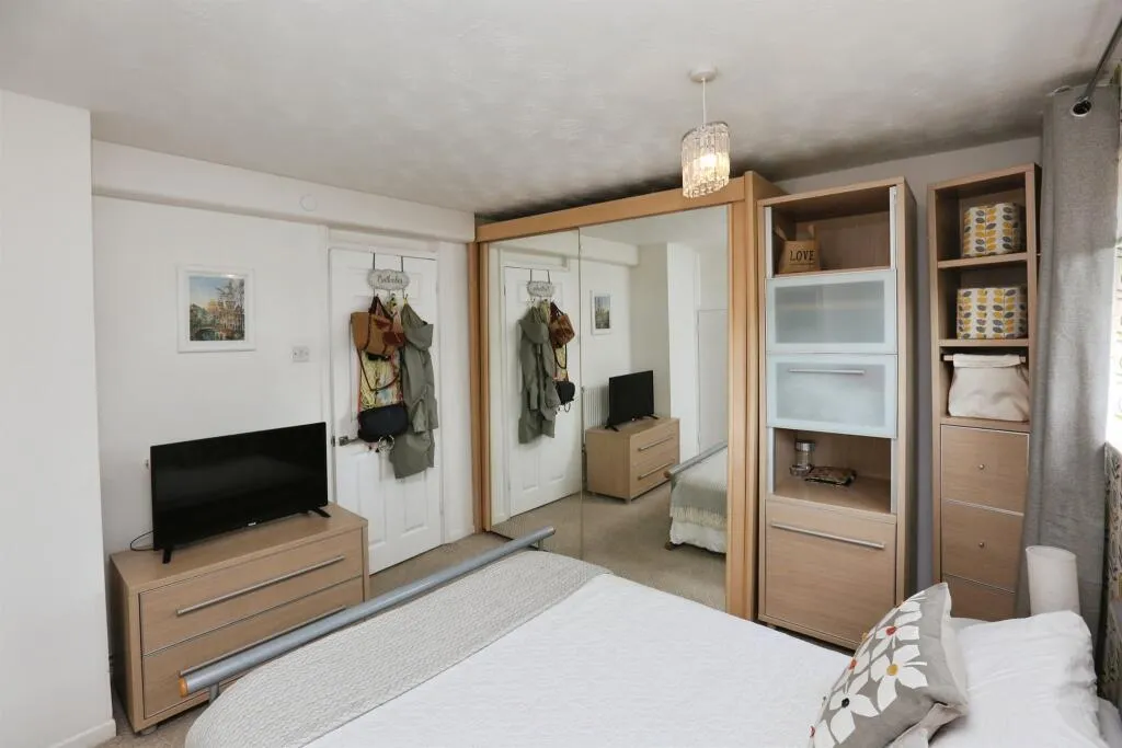 Thornhill, SO19, photo 8