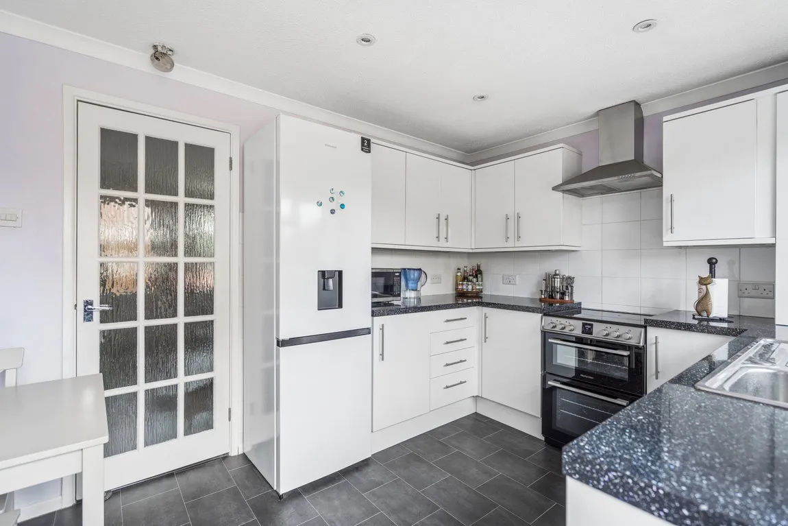 Springwell Avenue, Mill End, WD3, photo 5