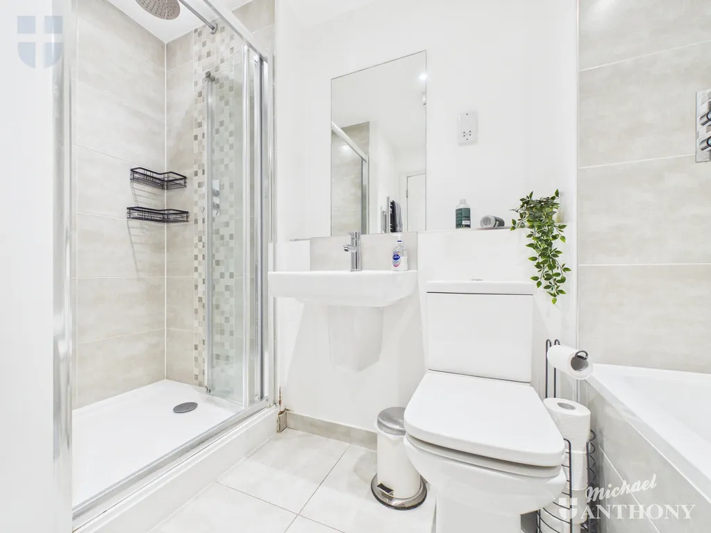 , 70 Walton Street, Aylesbury, HP21 7QP, photo 6