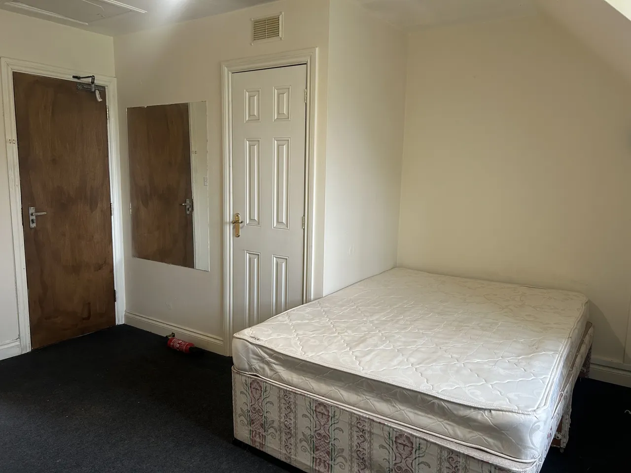 Marbury Drive, Bilston, WV14, photo 3
