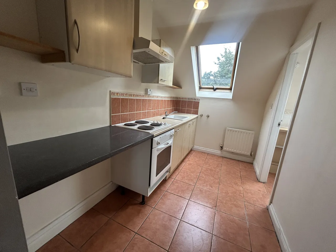 Marbury Drive, Bilston, WV14, photo 5