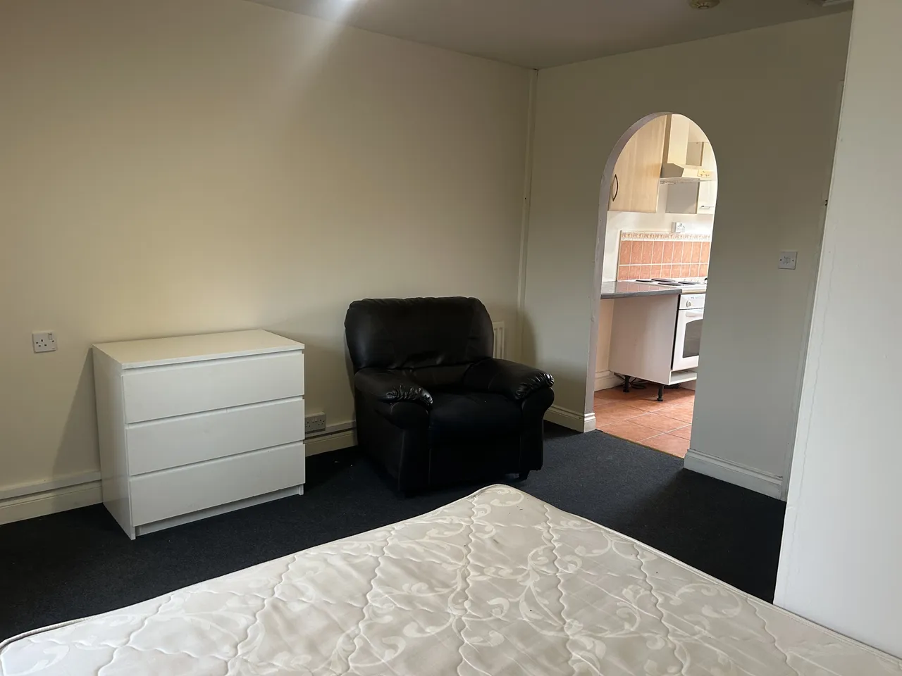 Marbury Drive, Bilston, WV14, photo 4