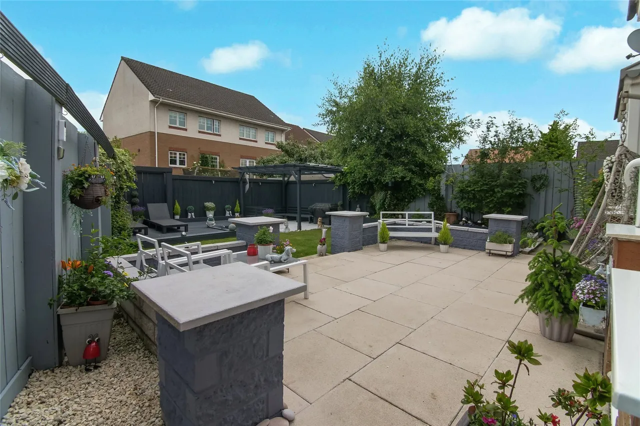 Bernisdale Gardens, Drumchapel, Glasgow, G15, photo 17