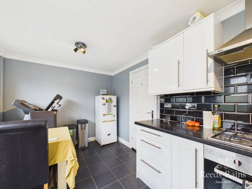Staxton Court, Hull, HU9, photo 8