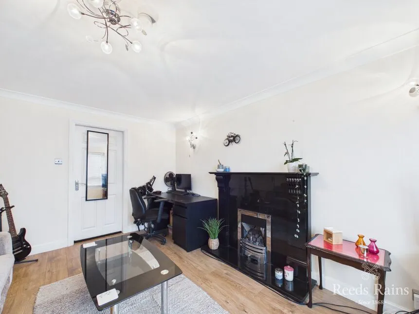 Staxton Court, Hull, HU9, photo 5