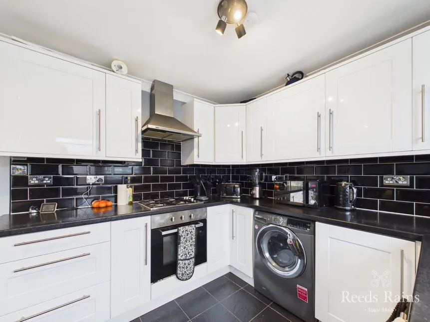 Staxton Court, Hull, HU9, photo 7