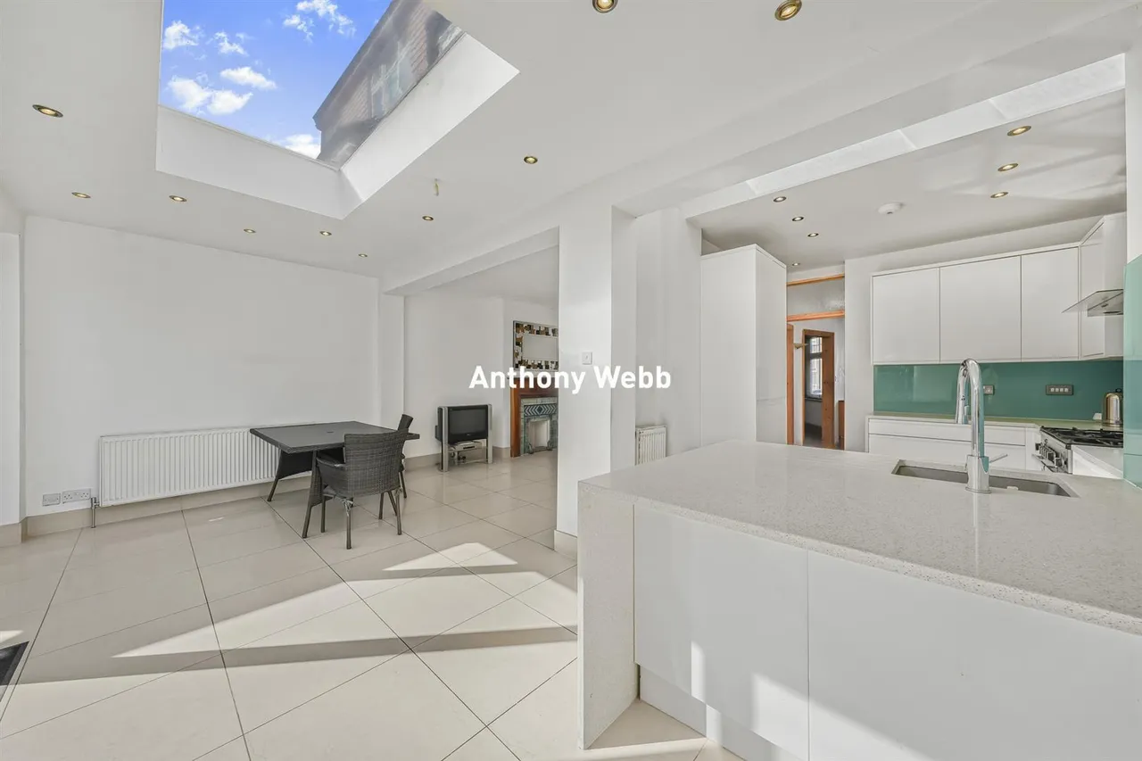 Winchmore Hill Road, Winchmore Hill, N21, photo 8