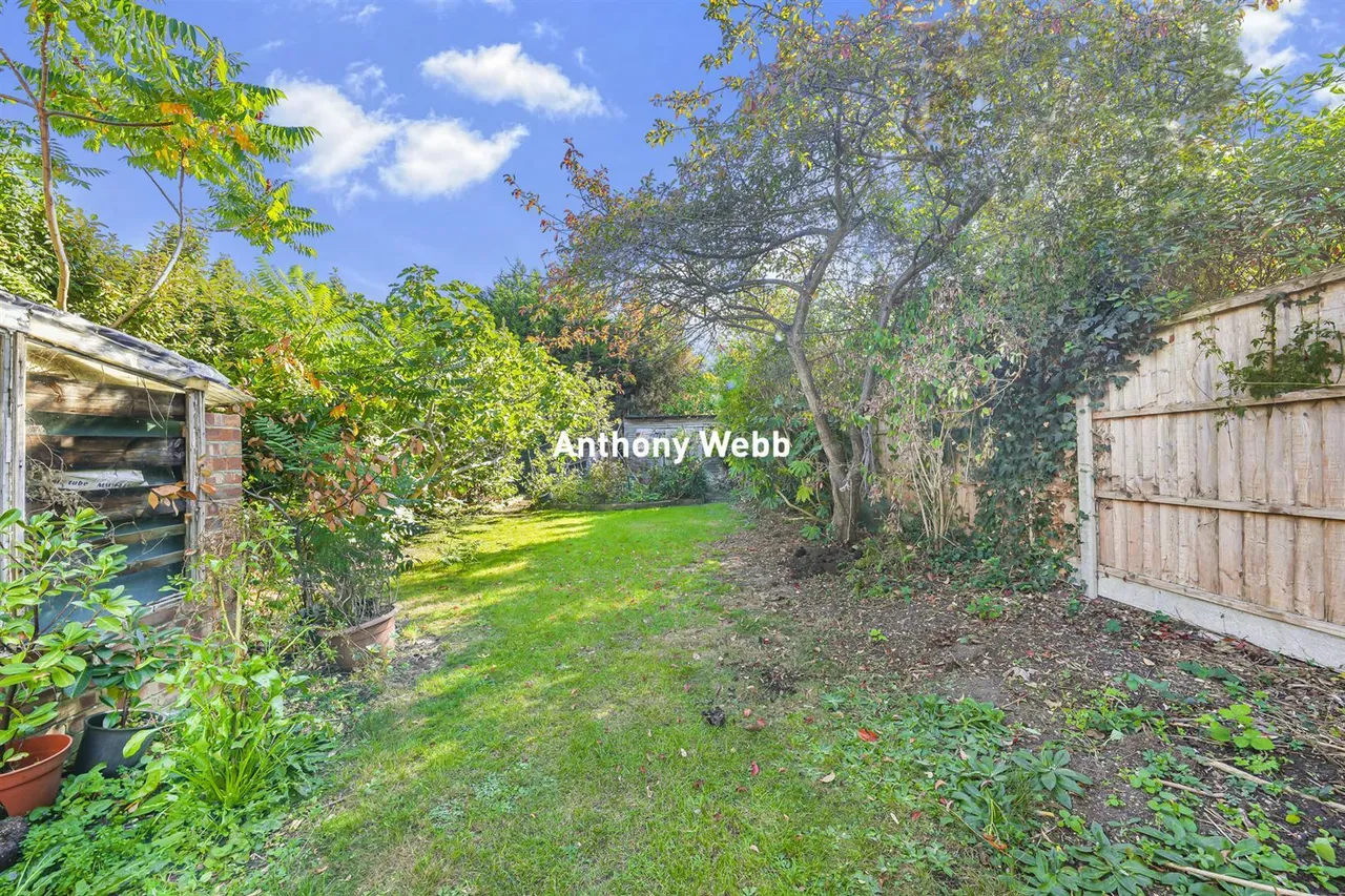 Winchmore Hill Road, Winchmore Hill, N21, photo 24