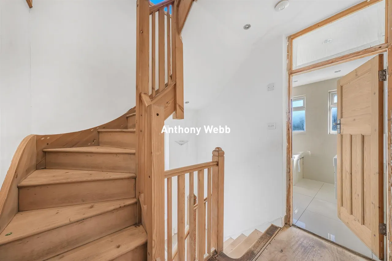 Winchmore Hill Road, Winchmore Hill, N21, photo 14