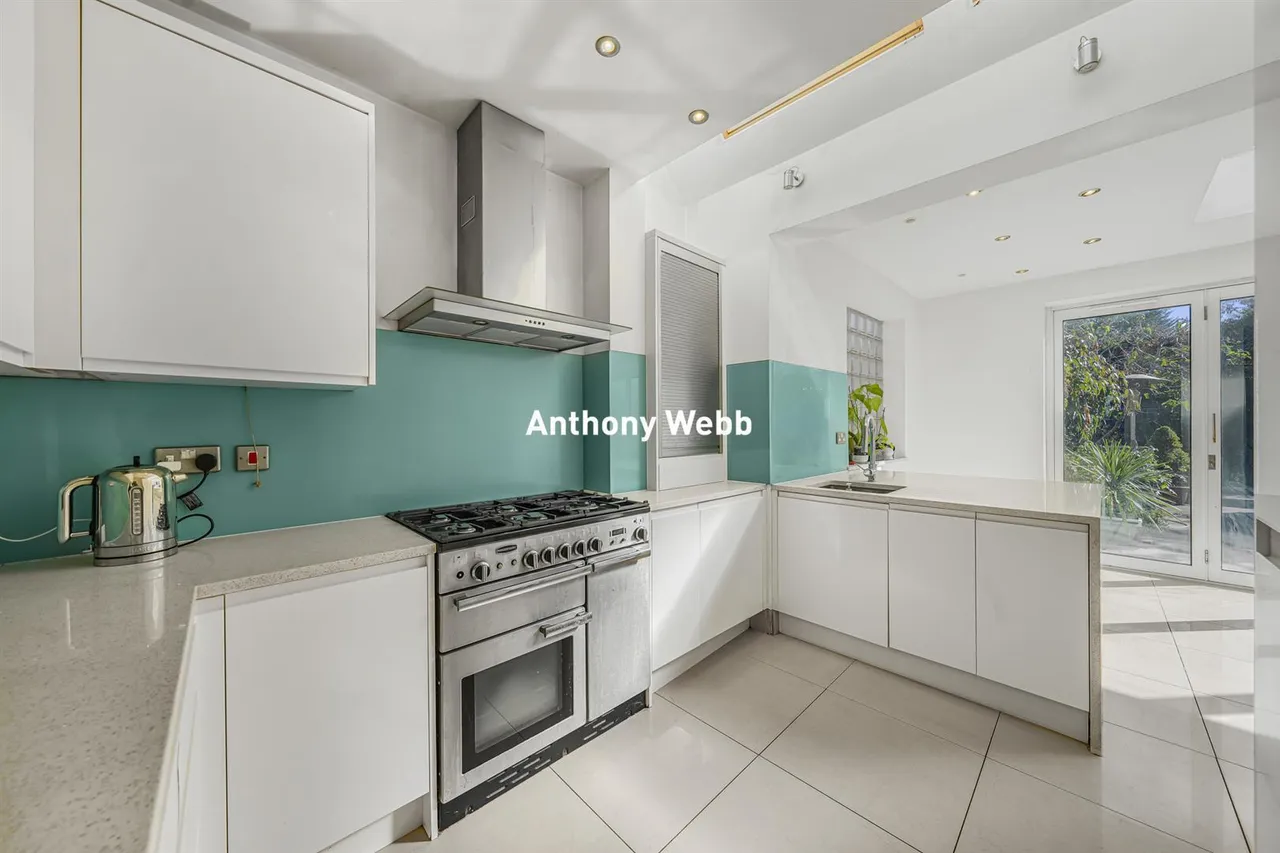 Winchmore Hill Road, Winchmore Hill, N21, photo 11